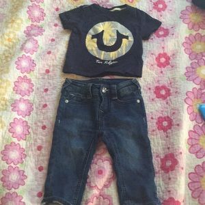 True religion matching set outfit size: 12M